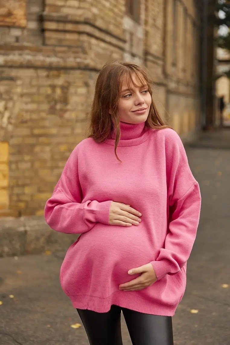 Вязаный гольф для беременных Karina - розовый