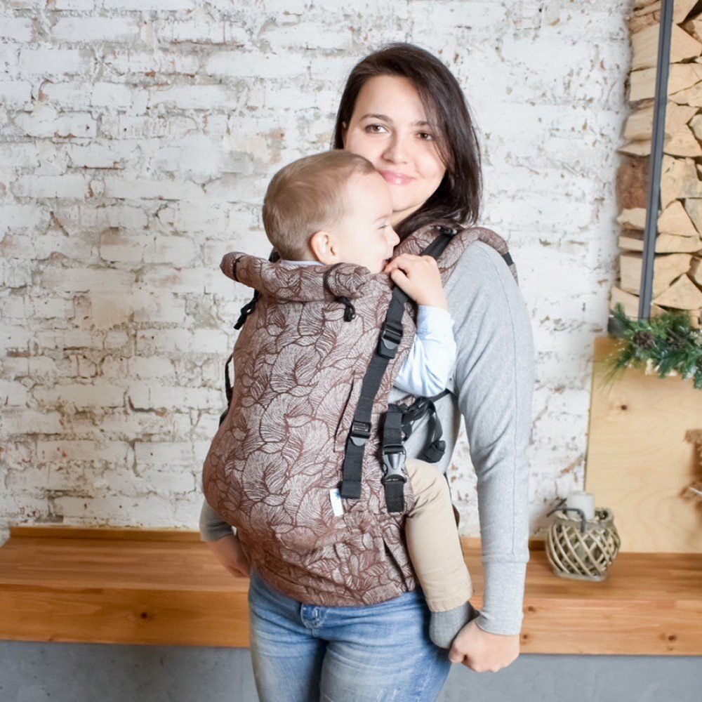 Слинг рюкзак для новорожденных Adapt шоколадный Leaf (0-48 мес)